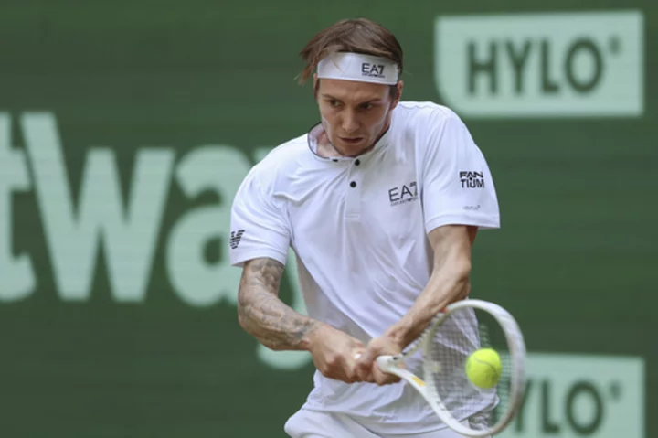 Alexander Bublik stuns Andrey Rublev to win Halle Open