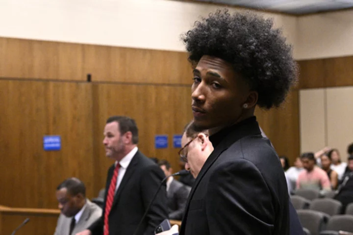 Judge denies request to raise Mikey Williams' bail and sets trial in shooting for Dec. 14