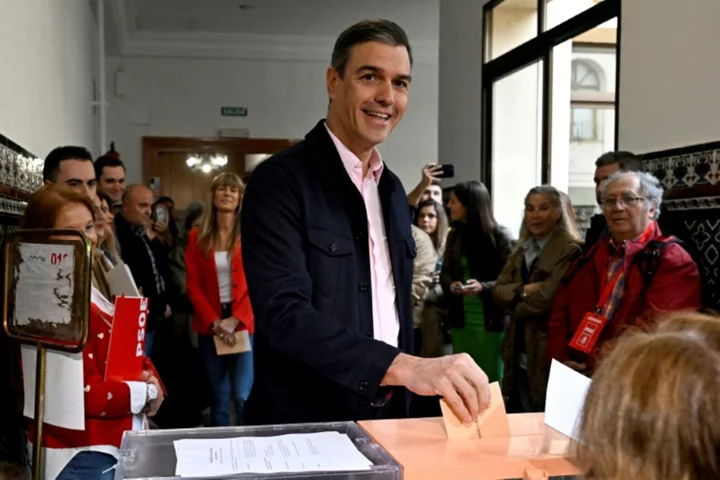 Spain PM calls snap election after local poll drubbing