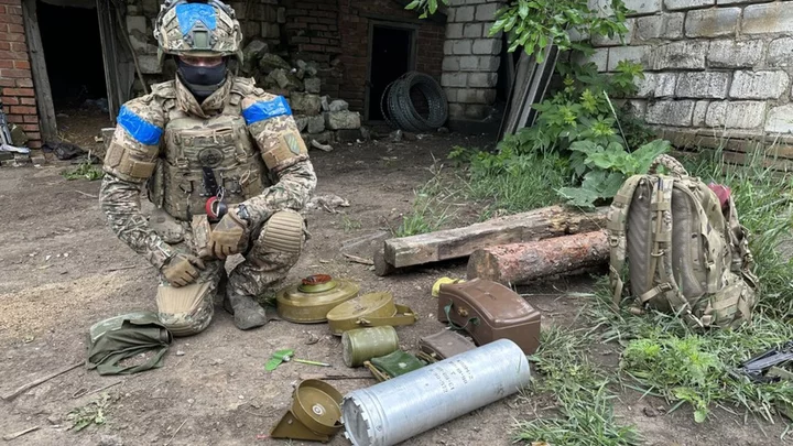 Ukraine war: The lethal minefields holding up Kyiv's counter-offensive