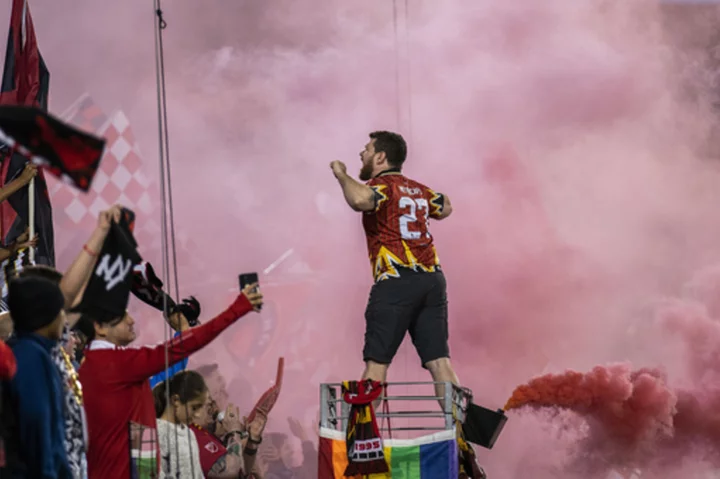 Red Bulls stay alive in playoff hunt with 3-0 victory over Toronto