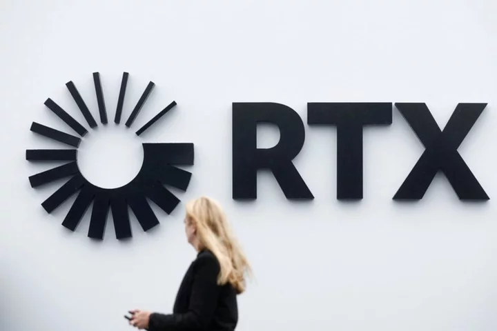 RTX shares tumble on Pratt & Whitney airliner engine problem