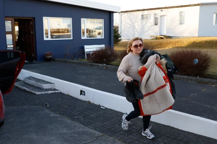 Iceland earthquake live: Evacuees given brief window to collect belongings as country braces for volcanic eruption