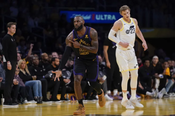 LeBron scores 39,000th point, Lakers complete sweep of tourney group play with 131-99 win over Utah