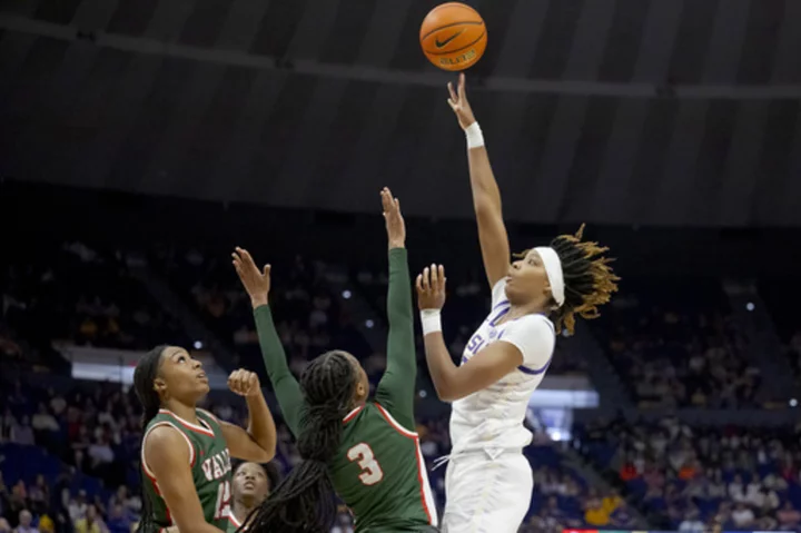 Sa’Myah Smith scores 21 points, leads No. 1 LSU over MVSU 109-47