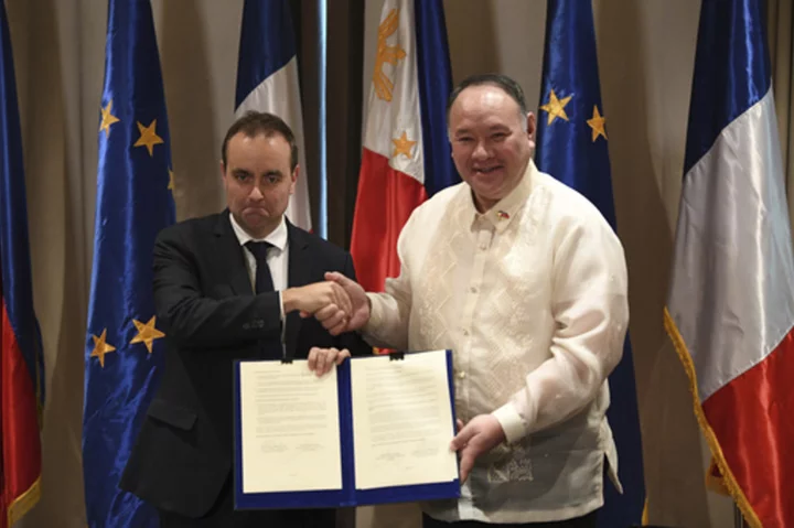 France and Philippines eye a security pact to allow joint military combat exercises