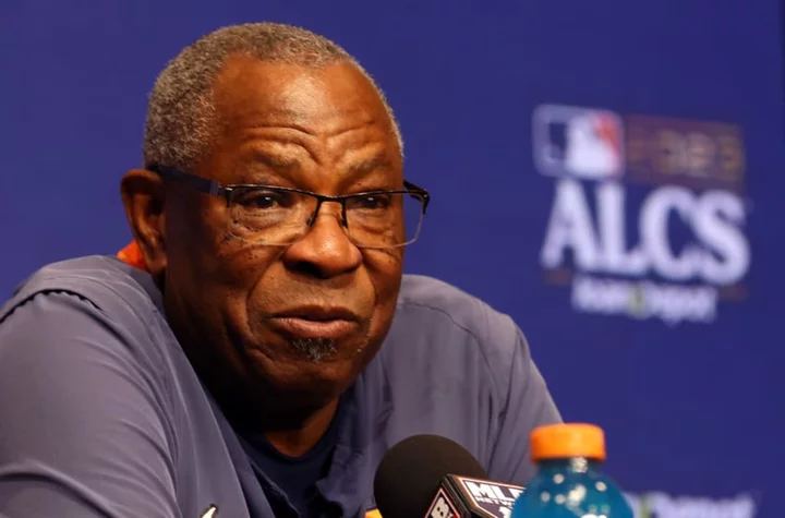 Roofgate incoming? Dusty Baker cites 'agreement,' questions roof decision before Astros-Rangers ALCS Game 4