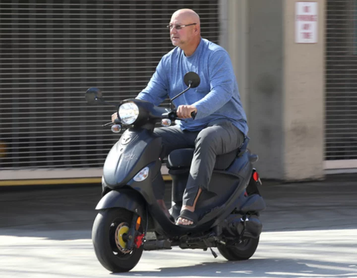 Francona's beloved scooter stolen, stripped as Cleveland's manager gets ready to say goodbye to game